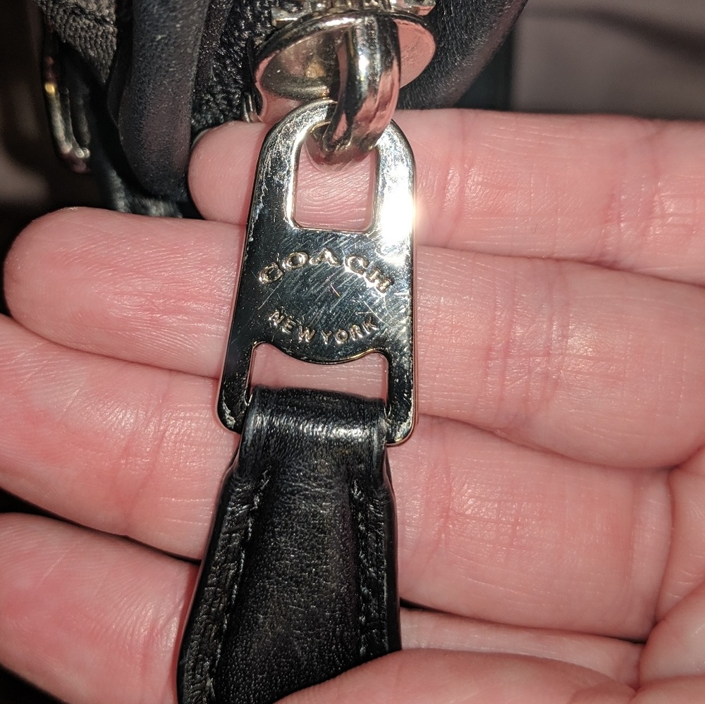 Coach Purse - Picture 3 of 7